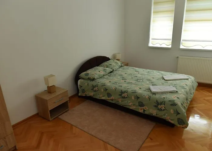 Dobi Apartmani Wing